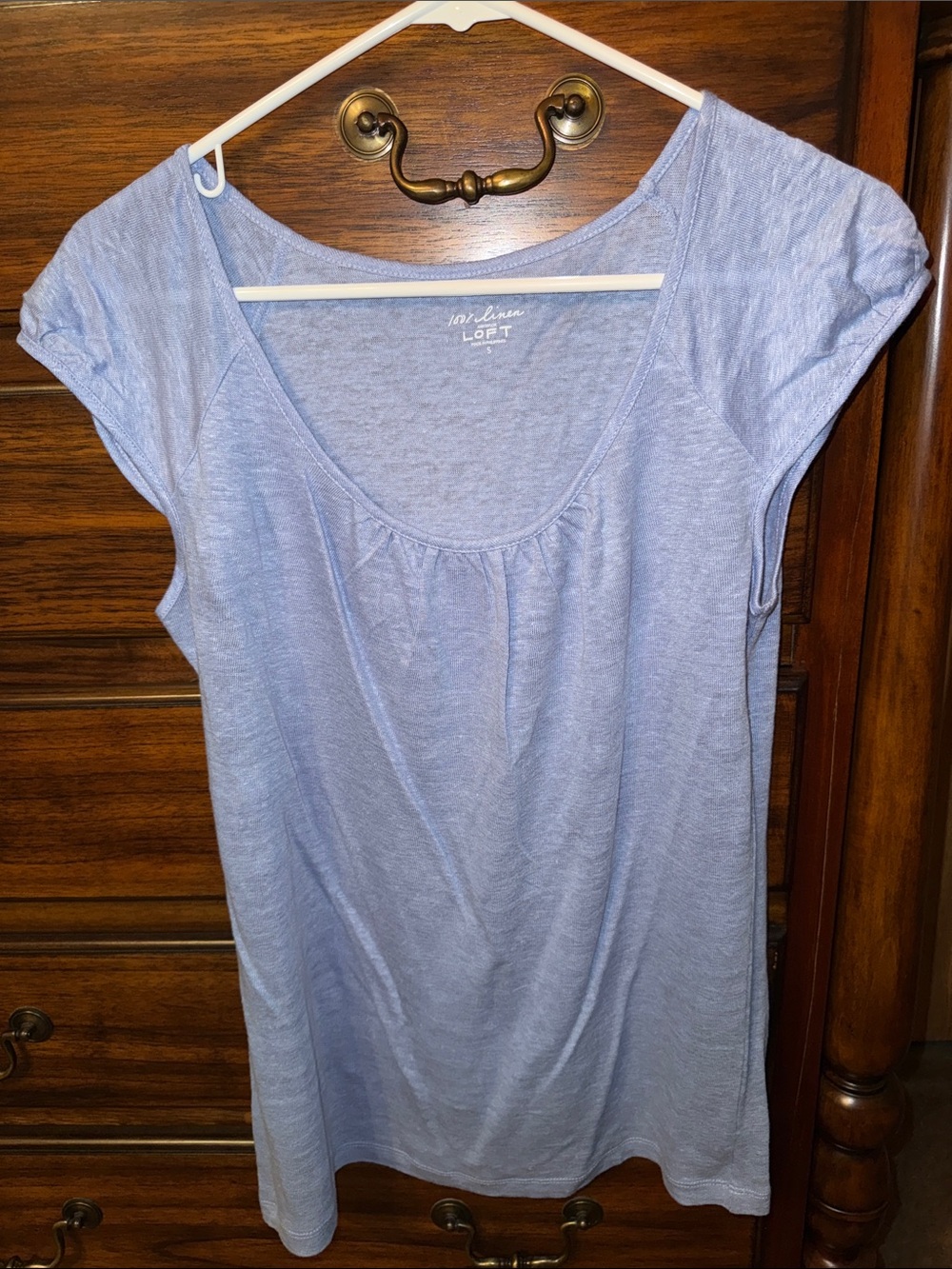 Ann Taylor LOFT 100% Linen Light Blue Scoop Neck Cap Sleeve Tee